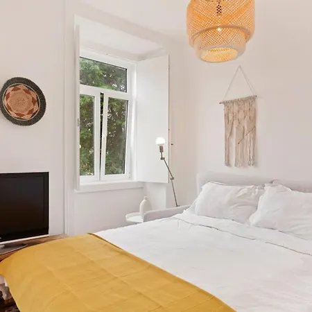 Modern Portuguese 1 Bedroom In Belem アパート
