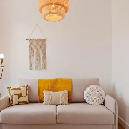 Modern Portuguese 1 Bedroom In Belem * Lisboa