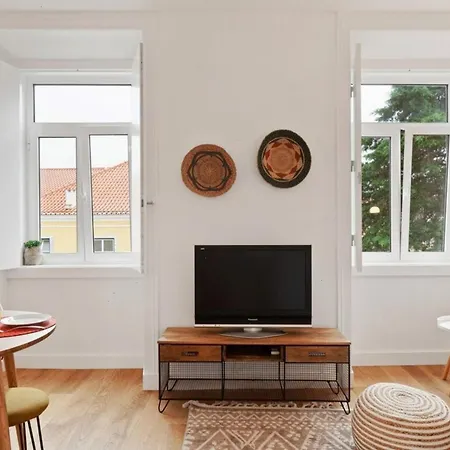 Modern Portuguese 1 Bedroom In Belem Lägenhet Lisboa