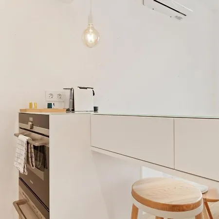 Modern Portuguese 1 Bedroom In Belem * Lisboa