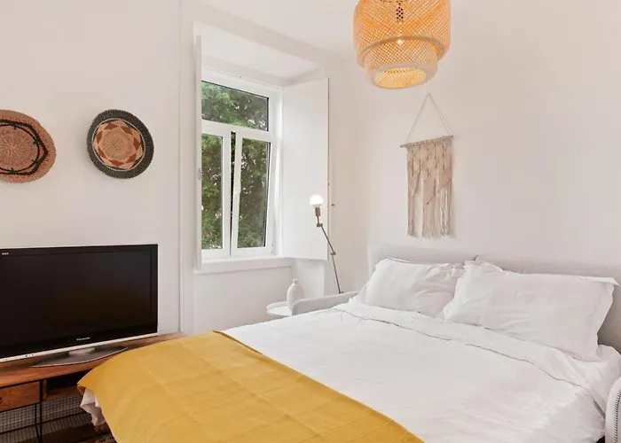 Modern Portuguese 1 Bedroom In Belem Апартаменты
